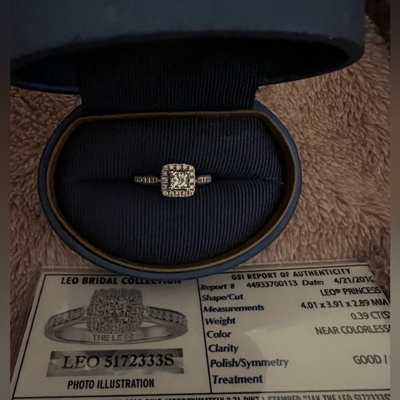 Engagement Ring. Used-like new. Only worn for a few months. Good condition.
